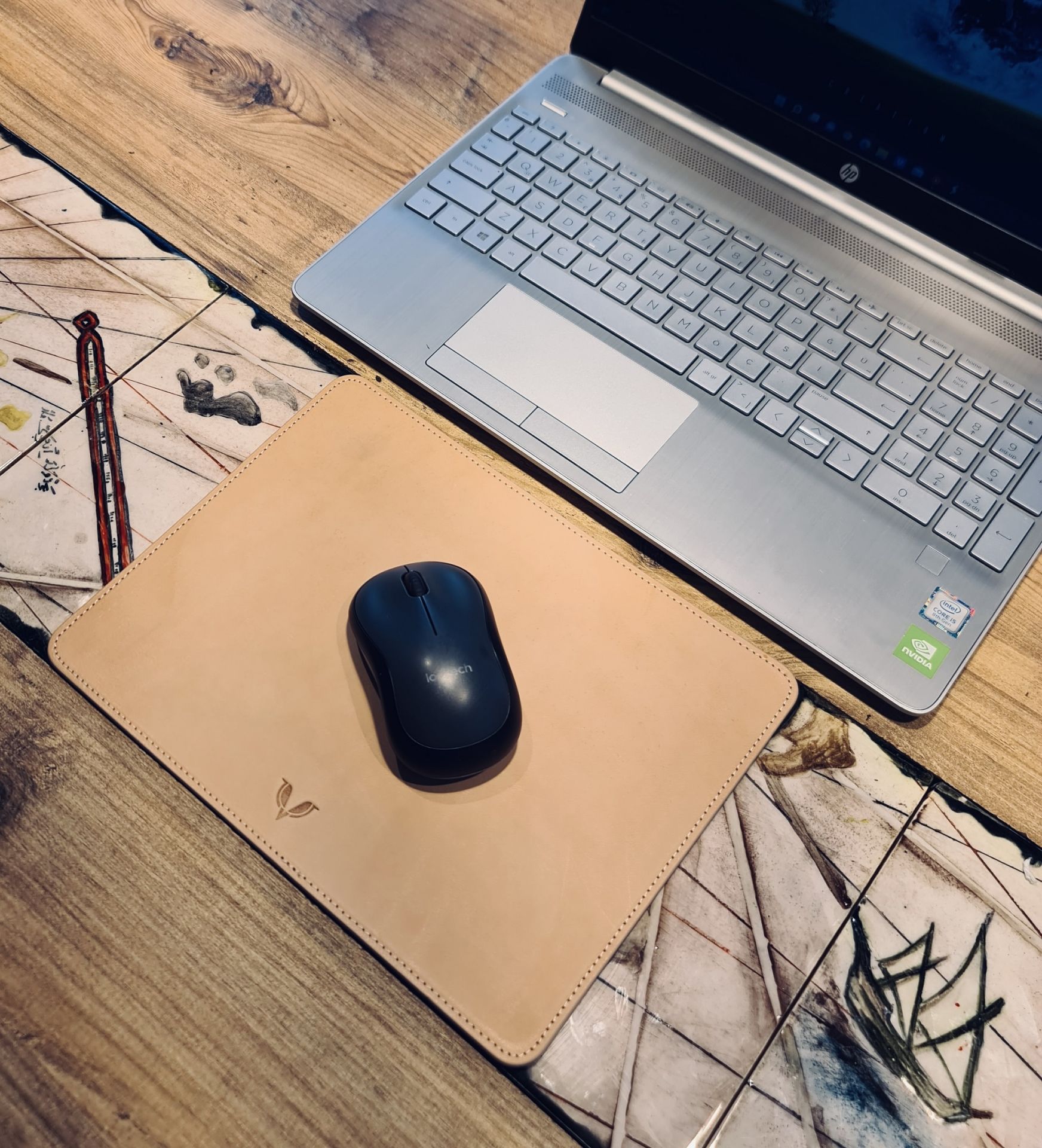HAKİKİ DERİ MOUSEPAD SÜMEN PUDRA