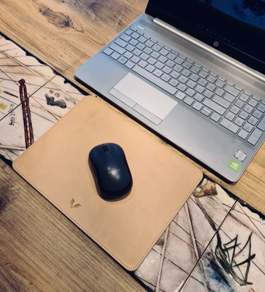 HAKİKİ DERİ MOUSEPAD SÜMEN PUDRA