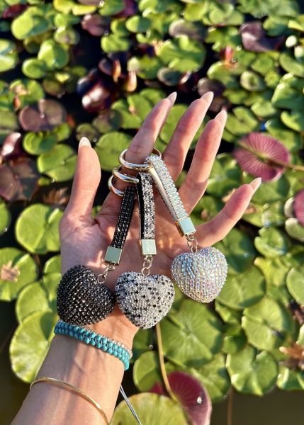 Swarovski Taşlı Kalpli  Siyah Anahtarlık