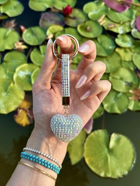 Swarovski Taşlı Kalpli Beyaz Anahtarlık