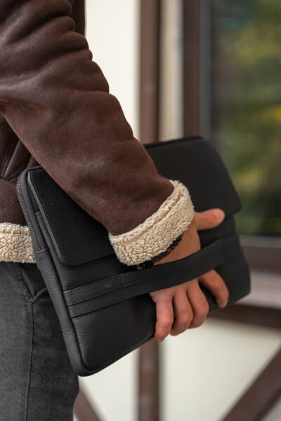 V Hakiki Deri Clutch & Tablet El Çantası / Siyah